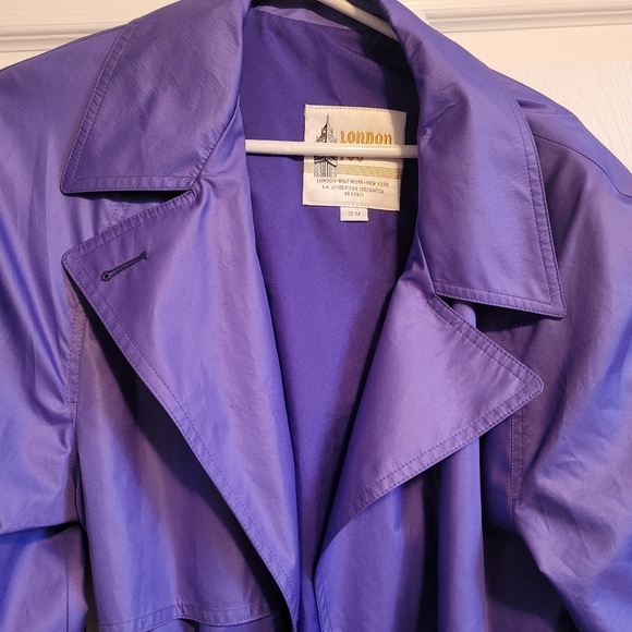 Retro and Wonderful Purple Vintage London Fog long coat! - Picture 4 of 16